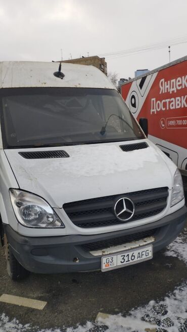 Mercedes-Benz: Mercedes-Benz Sprinter: 2013 г., 2.7 л, Механика, Дизель