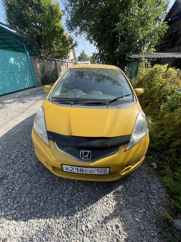 фит автамат: Honda Fit: 2008 г., 1.5 л, Автомат, Бензин, Хэтчбэк