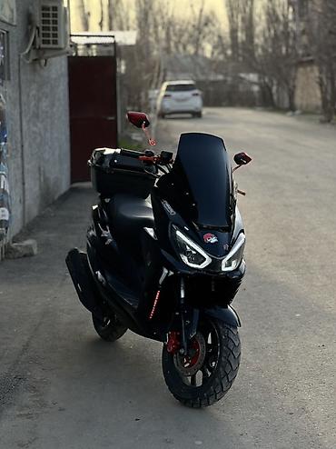 Скутеры: Тип скутера 150 куб. см, Бензин, Б/у — 8