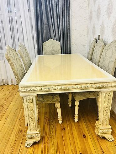 kafe stul: Klassik üslubda qonaq otağı mebel dəsti Tərkibi: - Yemək masası – — 1