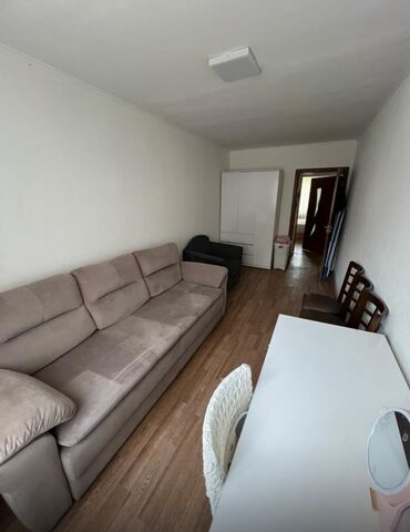 пишпек куплю дом: 3 комнаты, 60 м², 104 серия, 2 этаж, Косметический ремонт