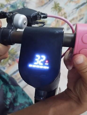 samokat satisi: İşlənmiş Elektrik samokat 12", 751 - 1000 Vt, 26 - 35 km/s, Ünvandan götürmə — 6