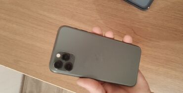Poco: IPhone 11 Pro, Matte Midnight Green, Face ID