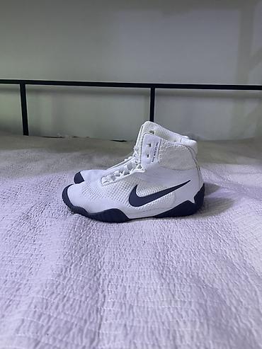 nike voodoo: Мужские кроссовки, 37, Nike, Б/у, цвет - Белый, Самовывоз, Платная доставка — 2
