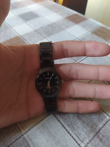 saatlarin topdan satisi: Новый, Наручные часы, Quartz, цвет - Черный