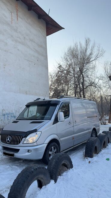 агроволокно бишкек: Көчүү, эмеректерди көчүрүү, Регион боюнча, Шаар ичинде, жүк ташуучу жумушчусу жок