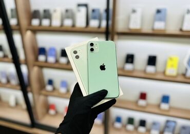 меняю на айфон 11: IPhone 11, 128 ГБ, Jet Black, Зарядное устройство, Чехол, Коробка, 90 %