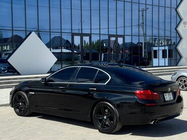 аренда автомобиля бмв: BMW 5 series: 2016 г., 2 л, Типтроник, Бензин, Седан