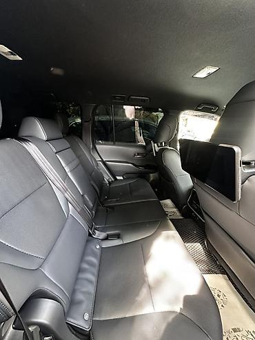 ланкрузер 300: Toyota Land Cruiser: 2024 г., 4 л, Автомат, Бензин, Внедорожник — 8