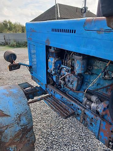 avtomobil satisi vakansiya: Kənd təsərrüfatı işləri üçün traktor. Mavi rəngli, qapalı kabinli — 3
