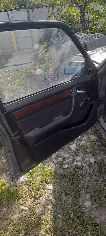 опель фронтерра: Mercedes-Benz W124: 1990 г., Универсал — 8