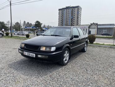 замена лобового стекла: Volkswagen Passat: 1994 г., 2 л, Механика, Бензин, Седан