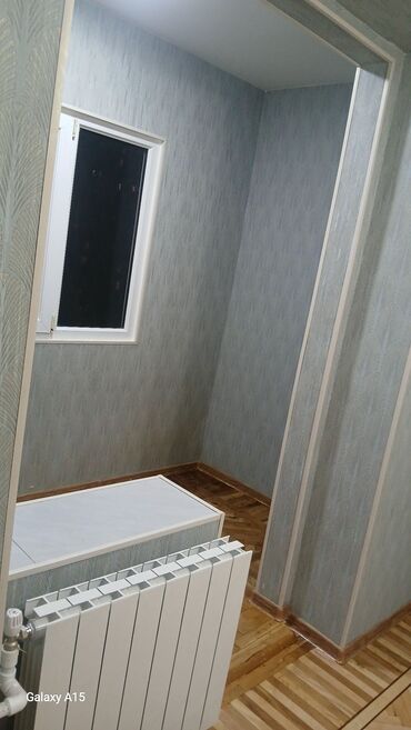 Uzunmüddətli kirayə mənzillər: KİRAYƏ ÜÇÜN İŞİQLİ və səliqəli mənzil otağı və geniş mətbəx. MENZİL — 17