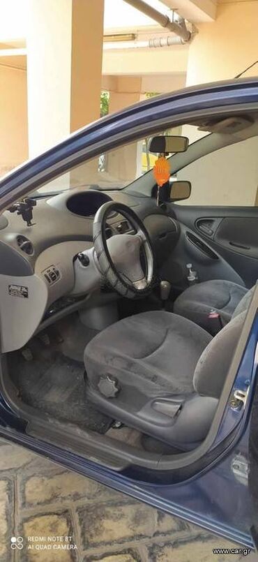 Οχήματα: Toyota Yaris: 1.4 l. | 2004 έ. Χάτσμπακ