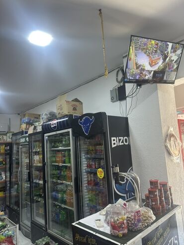 Mağazalar: Şəhərin binə atciliqda mərkəzində yerləşən, tam təchiz olunmuş ərzaq — 5