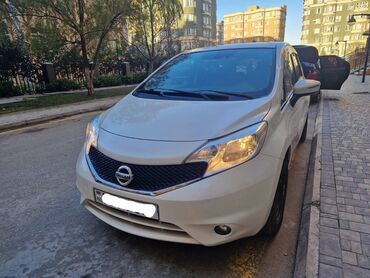 Nissan: Nissan Note: 1.2 l | 2016 il Hetçbek