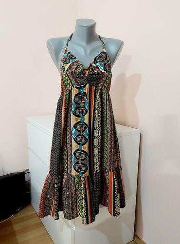 orsay haljine 2022: Leprsava haljina Super stanje Velicina je M Duzina: 85cm Grudi