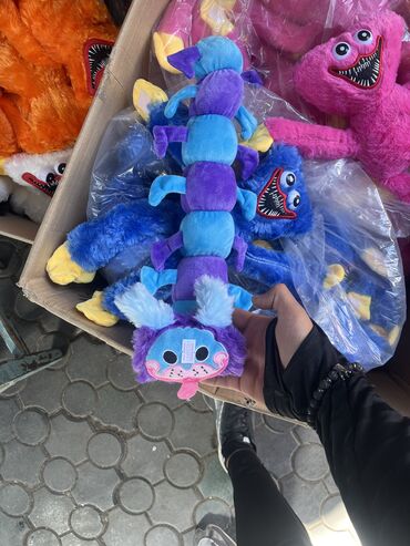 игрушка хаги ваги купить в бишкеке в Кыргызстан | Автозапчасти: Гусеница хаги ваги оригинал 700 сом 
Оптом 500