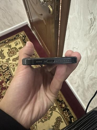 32 gb: IPhone 15, Б/у, 128 ГБ, Черный, Защитное стекло, Чехол, 77 % — 8