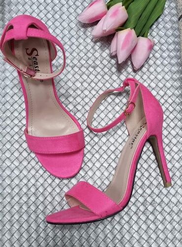 Sandale: 36-41 1700 — 16