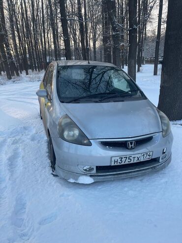 Honda: Honda Fit: 2001 г., 1.3 л, Автомат, Бензин, Хэтчбэк