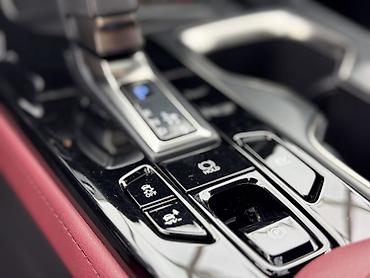 авта: Lexus NX: 2022 г., 2.5 л, Автомат, Гибрид, Кроссовер — 9