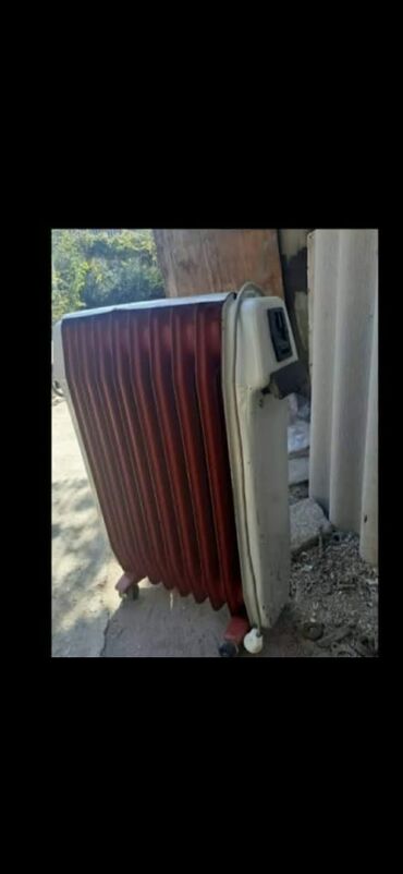 radiator islenmis: Radyator işləyir. Ünvan Hövsan