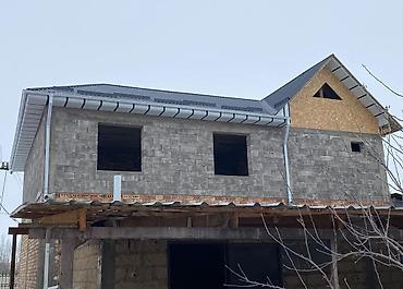 Фасадные кассеты (Туникафон): Туникафон от 650 сом за кв.м.
Парапеты,навесы,карнизы любой сложности — 11