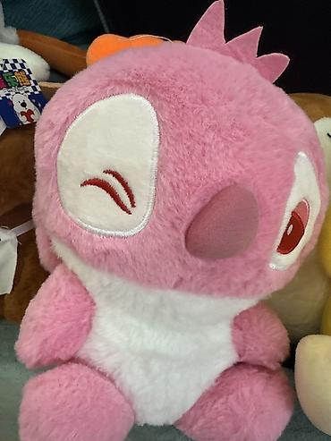 Игрушки: Мягкие игрушки — набор Описание: - Плюшевый котик-бродячка с багетом — 44