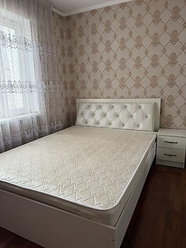 Спальный гарнитур, Б/у, Двуспальная кровать, Тумба, Шкаф, Кыргызстан, ДСП, Самовывоз, цвет - Белый