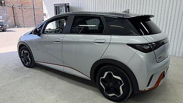электромобиль лабо: BYD Dolphin: 2022 г., Автомат, Электромобиль, Хэтчбэк — 4