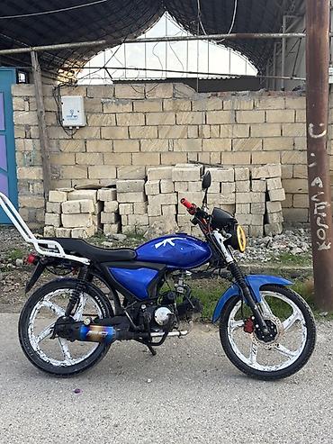 - Moped