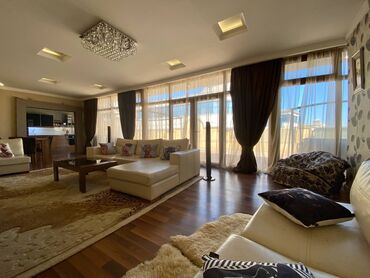 Uzunmüddətli kirayə mənzillər: ŞƏHƏRİN MƏRKƏZİNDƏ GENİŞ MƏNZİL KİRAYƏ VERİLİR Ümumi sahə: 250 m² — 4