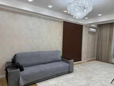 сдается квартира 6 микрорайон: 2 бөлмө, Кыймылсыз мүлк агенттиги, Чогуу жашоосу жок, Толугу менен эмереги бар