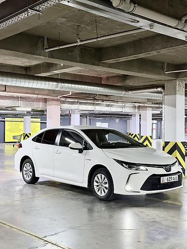corola: Toyota Corolla: 2019 г., 1.8 л, Вариатор, Гибрид, Седан — 3