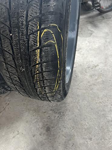 Амортизаторы, пневмобаллоны: Передний амортизатор Subaru — 5