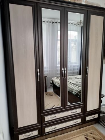 бу шкафы для одежды: Продам диван раскладной, Шифоньеры, полка для цветов, кровать без