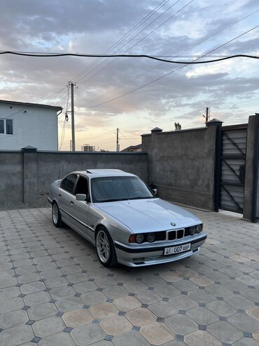 BMW: BMW 525: 1990 г., 2.5 л, Механика, Бензин, Седан