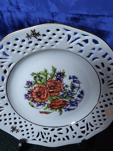 Ostali kućni dekor: Dekorativni tanjir Schummann Zapadna Nemacka 1981g+ Porcelanski — 4