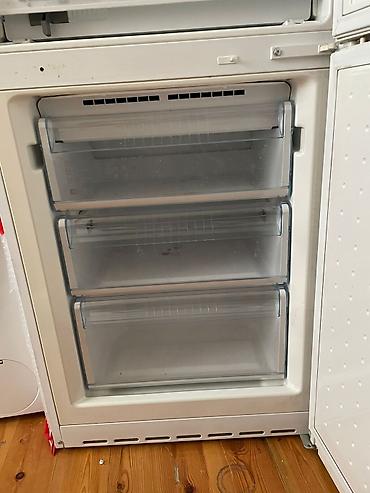 no frost: Bosch iki kameralı soyuducu Xüsusiyyətlər: - Yuxarıda soyuducu bölmə — 4