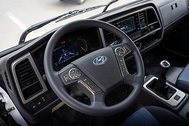 hongqi e: Toyota Ipsum: 2005 г., 2 л, Автомат, Газ, Минивэн — 3