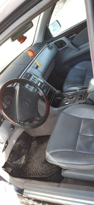 мини мерседес: Mercedes-Benz E 430: 1998 г., Автомат, Бензин, Седан