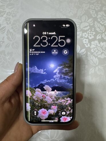 продаю телефон айфон: IPhone 15 Pro, Б/у, 256 ГБ, Natural Titanium, Чехол, 93 %