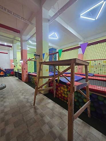 qebelede kiraye: İcarəyə verilir obyekt 264 m², Ağ şəhər q. 7 000 AZN/ay 264 m² Sahə — 7