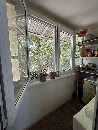 балконы: 3 комнаты, 60 м², Кызыл Аскер Индивидуалка, 2 этаж, Свежий ремонт — 2