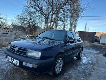 Volkswagen: Volkswagen Vento: 1994 г., 1.8 л, Механика, Бензин, Седан — 7