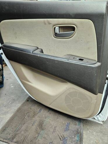 Крышки багажника: Дверная карта Hyundai
