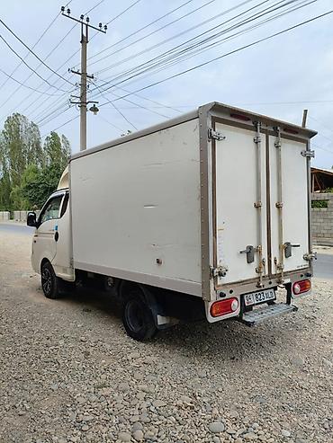 sprinter 2 2: Легкий грузовик, Hyundai, 3 т, Б/у — 3