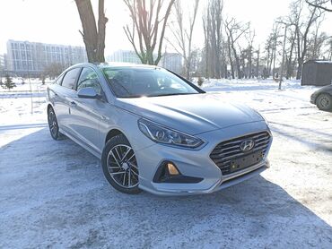 Hyundai: Hyundai Sonata: 2018 г., 2 л, Типтроник, Газ, Седан