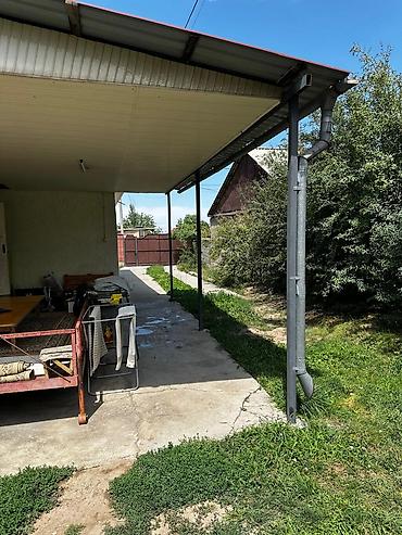 Продажа коттеджей и домов: Продаю дом в Арча-Бешике! 📍Адрес: Арча-Бешик Кол-во соток- 9 Кол-во — 7